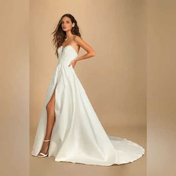 Lulus Now and Always White Beaded Embroidered Strapless Gown Size 8 NWOT - Picture 4 of 16